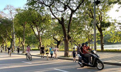 Hanoi considers reopening certain businesses, allowing outdoor sports